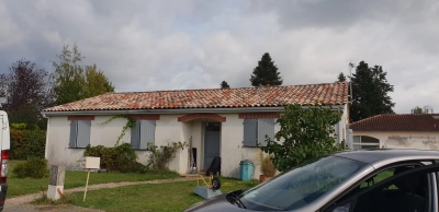 <br />
<b>Deprecated</b>:  htmlspecialchars(): Passing null to parameter #1 ($string) of type string is deprecated in <b>/home/u272898465/domains/renovation-millau.fr/public_html/templates/galerie.php</b> on line <b>124</b><br />
